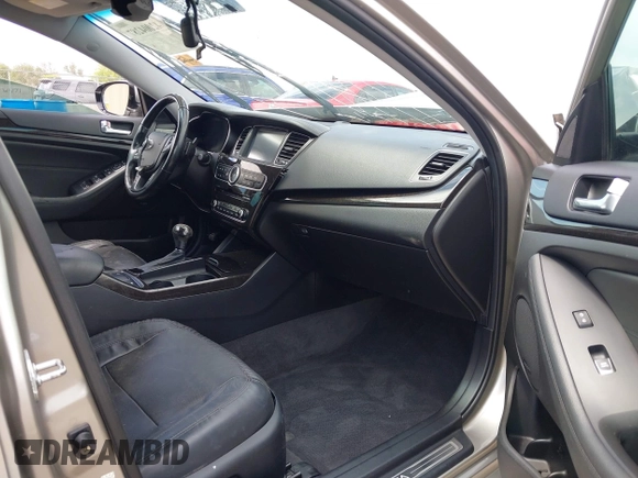 2015 Kia Cadenza Premium z VIN KNALN4D75F5174264, wystawiony jako IAAI lot #42004287 z przebiegiem 100 385 mil mil oraz . Historia ofert i sprzedaży dostępna na DreamBid. Obrazek 5.