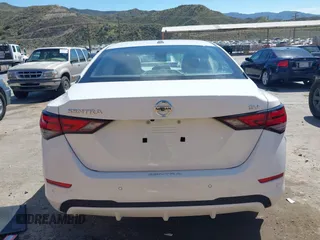 2022 Nissan Sentra SV with VIN 3N1AB8CV3NY305447, listed as a IAAI auction lot 41882034 with 29,983 mi miles and . Bid and sale history available at DreamBid. Image 16.