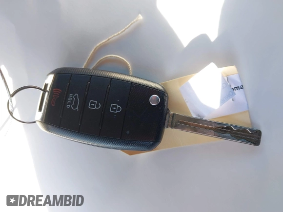 2015 Kia Soul with VIN KNDJN2A23F7136379, listed as a IAAI auction lot 41853304 with 90,697 mi miles. Bid and sale history available at carsss.com. Image 11.