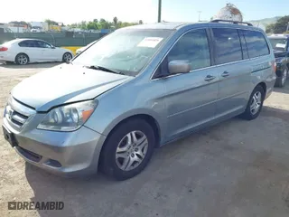 2007 Honda Odyssey EX-L with VIN 5FNRL38697B018839, listed as a IAAI auction lot 41981829 with 88,087 mi miles. Bid and sale history available at carsss.com. Image 2.
