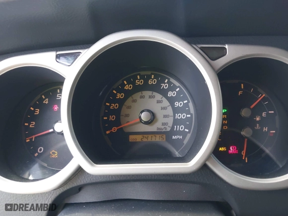 2004 Toyota 4Runner SR5 with VIN JTEZU14R640029353, listed as a IAAI auction lot 41836389 with 241,715 mi miles. Bid and sale history available at carsss.com. Image 7.