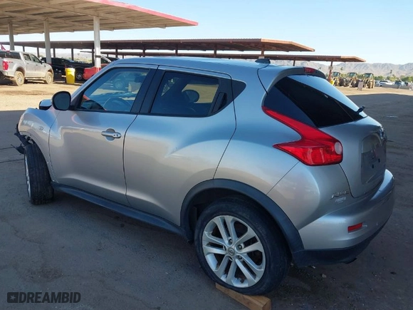 2012 Nissan Juke SV with VIN JN8AF5MV4CT116704, listed as a IAAI auction lot 40425604 with 171,138 mi miles. Bid and sale history available at carsss.com. Image 3.
