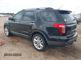 2014 Ford Explorer XLT z VIN 1FM5K8D82EGA68485, wystawiony jako IAAI lot #42198958 z przebiegiem 168 490 mil mil oraz . Historia ofert i sprzedaży dostępna na DreamBid. Obrazek 3.