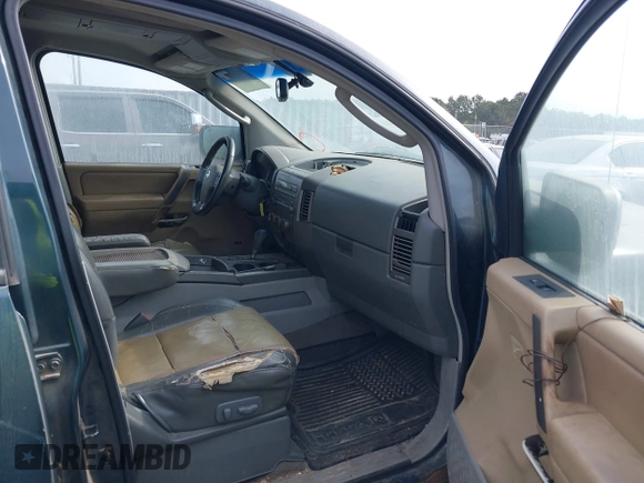 2004 Nissan Titan LE with VIN 1N6AA07B64N503241, listed as a IAAI auction lot 41938647 with 1 mi miles. Bid and sale history available at carsss.com. Image 8.