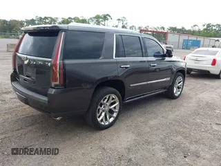 2016 Cadillac Escalade Premium Collection z VIN 1GYS4CKJ7GR260450, wystawiony jako IAAI lot #42542124 z przebiegiem 85 513 mil mil oraz . Historia ofert i sprzedaży dostępna na DreamBid. Obrazek 4.