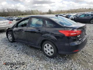 2018 Ford Focus S with VIN 1FADP3E25JL255581, listed as a Copart auction lot 47643705 with 98,025 mi miles and Salvage Title. Bid and sale history available at carsss.com. Image 2.