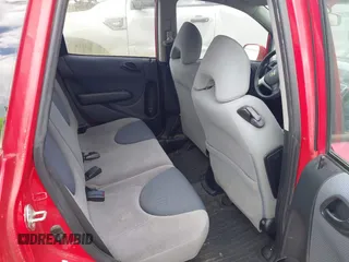 2007 Honda Fit с VIN JHMGD38427S819035, выставлен на аукционе IAAI как лот 42535842 с пробегом 343 103 миль миль и . История ставок и продаж доступна на DreamBid. Изображение 8.