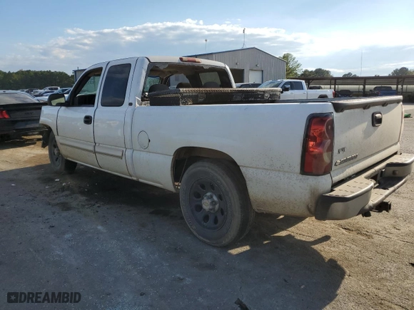 2007 Chevrolet Silverado 1500 Classic LT1 with VIN 1GCEC19V87Z154303, listed as a Copart auction lot 73961304 with 347,172 mi miles and Salvage Title. Bid and sale history available at carsss.com. Image 2.