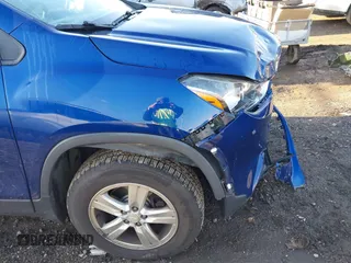 2017 Chevrolet Trax LS with VIN 3GNCJNSB3HL131659, listed as a IAAI auction lot 41892397 with 124,003 mi miles. Bid and sale history available at carsss.com. Image 6.
