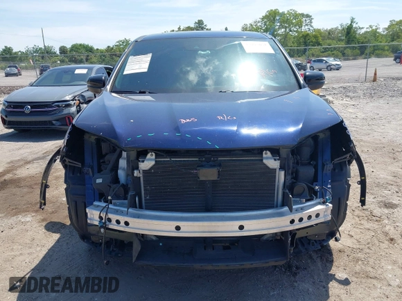 2019 Honda Passport EX-L with VIN 5FNYF7H52KB002430, listed as a IAAI auction lot 42095057 with 88,939 mi miles and . Bid and sale history available at carsss.com. Image 13.