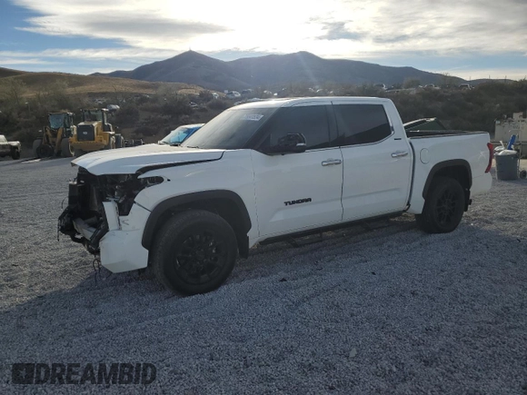 2022 Toyota Tundra Limited z VIN 5TFJA5DB2NX021229, wystawiony jako Copart lot #75503534 z przebiegiem Nie podano mil oraz Szkoda całkowita • Salvage title. Historia ofert i sprzedaży dostępna na DreamBid. Obrazek 1.