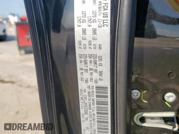 2019 Jeep Cherokee Latitude z VIN 1C4PJLCB7KD332961, wystawiony jako Copart lot #60554635 z przebiegiem 56 024 mil mil oraz Szkoda całkowita • Salvage title. Historia ofert i sprzedaży dostępna na DreamBid. Obrazek 13.