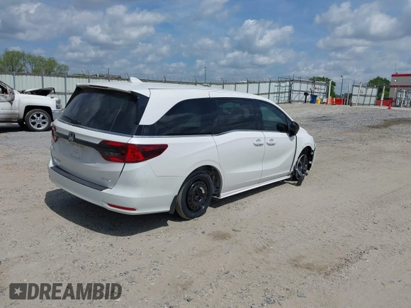 2024 Honda Odyssey Sport with VIN 5FNRL6H78RB064563, listed as a IAAI auction lot 42071907 with 7,628 mi miles and . Bid and sale history available at DreamBid. Image 4.