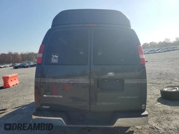 2005 Chevrolet Express Cargo Van YF7 Upfitter with VIN 1GBFG15T451209911, listed as a Copart auction lot 77113804 with 165,278 mi miles and Salvage Title. Bid and sale history available at carsss.com. Image 6.