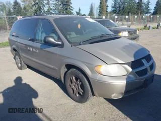 2002 Dodge Grand Caravan with VIN 2B8GT54L82R541812, listed as a IAAI auction lot 42028066 with 207,472 mi miles and . Bid and sale history available at DreamBid. Image 1.