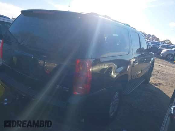 2008 GMC Yukon XL SLT 4SB with VIN 1GKFC16008R232849, listed as a IAAI auction lot 41463014 with 266,448 mi miles and . Bid and sale history available at carsss.com. Image 4.