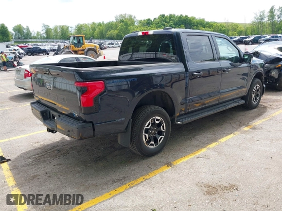 2023 Ford F-150 Lightning Pro with VIN 1FTVW1EL6PWG30061, listed as a IAAI auction lot 42362295 with 22,481 mi miles and . Bid and sale history available at DreamBid. Image 4.