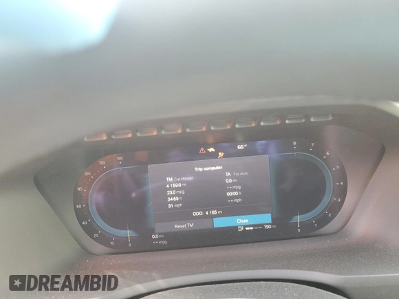 2024 Volvo XC90 Plus Bright Theme with VIN YV4L12PEXR1236571, listed as a Copart auction lot 74914254 with 4,165 mi miles and Salvage Title. Bid and sale history available at DreamBid. Image 9.
