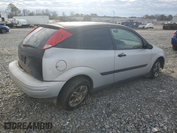 2000 Ford Focus ZX3 with VIN 3FAFP3132YR186996, listed as a Copart auction lot 41796565 with 185,283 mi miles and Salvage Title. Bid and sale history available at carsss.com. Image 3.