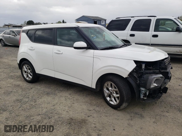 2022 Kia Soul LX with VIN KNDJ23AU2N7814943, listed as a Copart auction lot 50256255 with 47,065 mi miles and Salvage Title. Bid and sale history available at carsss.com. Image 4.