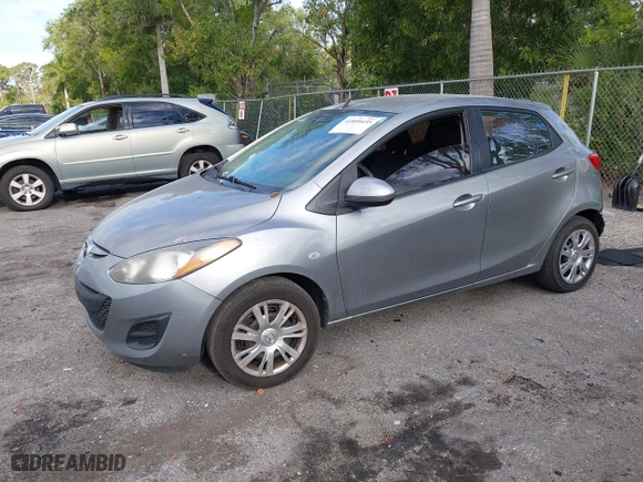 2014 Mazda Mazda2 Sport with VIN JM1DE1KY9E0181912, listed as a IAAI auction lot 41899435 with 75,372 mi miles. Bid and sale history available at carsss.com. Image 17.