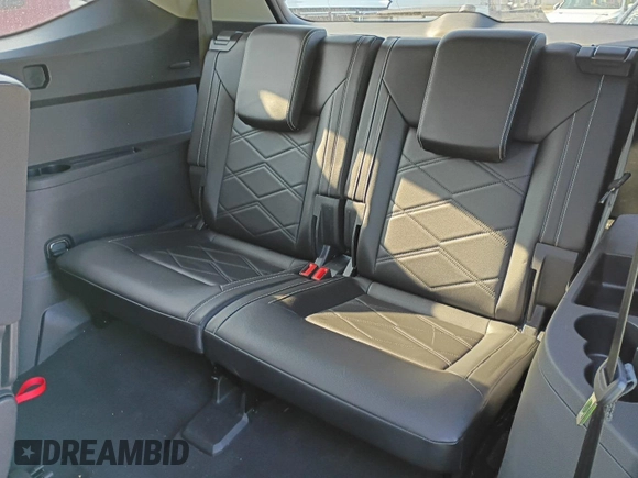 2024 Volkswagen Atlas SE with VIN 1V2HR2CAXRC558117, listed as a IAAI auction lot 42806737 with 23,571 mi miles and . Bid and sale history available at DreamBid. Image 21.