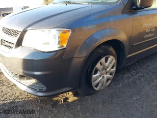 2016 Dodge Grand Caravan Canada Value Package with VIN 2C4RDGBG5GR125994, listed as a IAAI auction lot 41664669 with 236,117 mi miles. Bid and sale history available at carsss.com. Image 6.