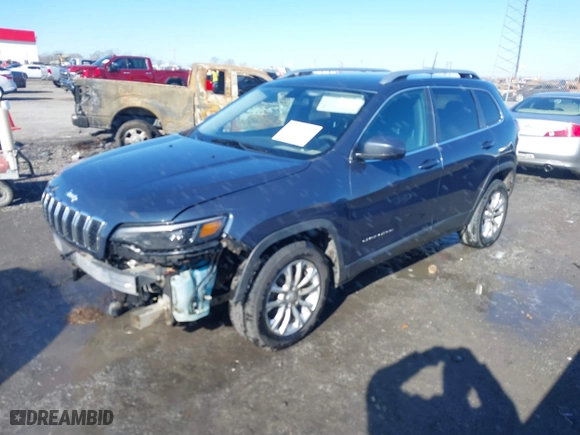 2019 Jeep Cherokee Latitude with VIN 1C4PJLCB1KD381721, listed as a IAAI auction lot 41377595 with 116,637 mi miles. Bid and sale history available at carsss.com. Image 21.