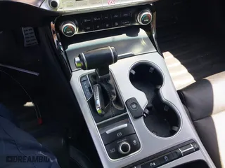 2018 Kia Stinger GT1 with VIN KNAE45LC7J6034168, listed as a IAAI auction lot 41979658 with 111,854 mi miles. Bid and sale history available at carsss.com. Image 11.