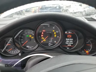 2015 Porsche Panamera 4 z VIN WP0AA2A72FL000789, wystawiony jako Copart lot #51923145 z przebiegiem 138 411 mil mil oraz Szkoda całkowita • Salvage title. Historia ofert i sprzedaży dostępna na DreamBid. Obrazek 9.