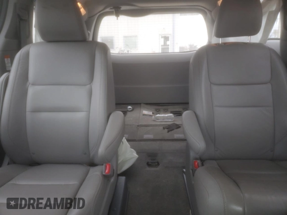 2018 Toyota Sienna XLE Auto Access Seat with VIN 5TDYZ3DC1JS958089, listed as a Copart auction lot 44910525 with 125,431 mi miles and Salvage Title. Bid and sale history available at carsss.com. Image 10.