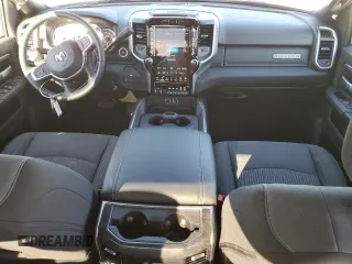 2024 Ram 2500 Big Horn with VIN 3C6UR5DL9RG270238, listed as a Copart auction lot 84895504 with 1,337 mi miles and Salvage title. Bid and sale history available at DreamBid. Image 8.