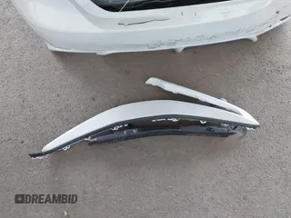2022 Toyota Camry SE z VIN 4T1G11AK5NU019057, wystawiony jako IAAI lot #42009182 z przebiegiem 48 250 mil mil oraz . Historia ofert i sprzedaży dostępna na DreamBid. Obrazek 12.