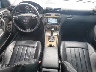 2006 Mercedes-Benz C 55 AMG with VIN WDBRF76J26F813052, listed as a Copart auction lot 60966805 with 145,472 mi miles and Salvage title. Bid and sale history available at DreamBid. Image 8.
