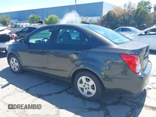 2016 Chevrolet Sonic LS с VIN 1G1JA5SG7G4183756, выставлен на аукционе IAAI как лот 42236517 с пробегом 121 479 миль миль и . История ставок и продаж доступна на DreamBid. Изображение 3.