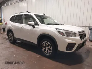 2021 Subaru Forester Premium with VIN JF2SKAFC5MH409162, listed as a IAAI auction lot 40907370 with 30,431 mi miles. Bid and sale history available at carsss.com. Image 1.