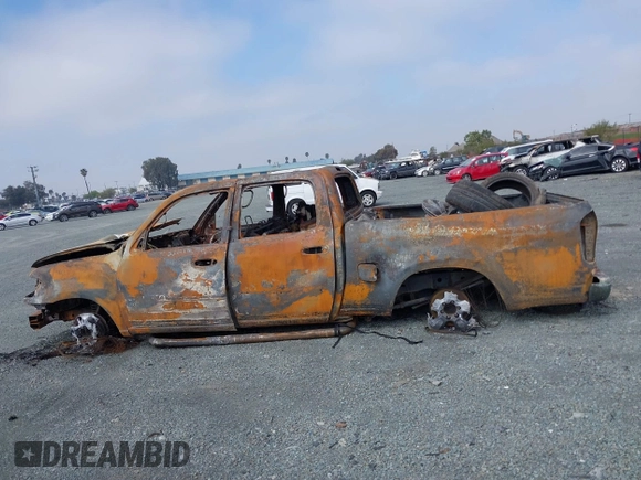 2006 Toyota Tundra SR5 with VIN 5TBET34116S558262, listed as a IAAI auction lot 41867966 with 1 mi miles. Bid and sale history available at carsss.com. Image 14.