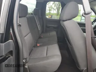 2012 GMC Sierra 2500HD SLE z VIN 1GT220CG3CZ241577, wystawiony jako Copart lot #58050175 z przebiegiem 166 821 mil mil oraz Szkoda całkowita • Salvage title. Historia ofert i sprzedaży dostępna na DreamBid. Obrazek 10.