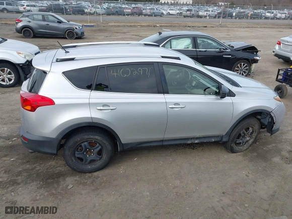 2014 Toyota RAV4 LE with VIN JTMBFREVXED062425, listed as a IAAI auction lot 41602971 with 180,960 mi miles. Bid and sale history available at carsss.com. Image 14.