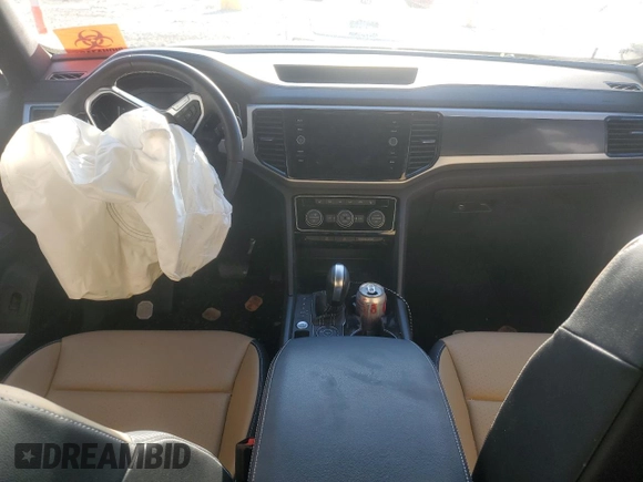 2023 Volkswagen Atlas SE z VIN 1V2KE2CAXPC219646, wystawiony jako Copart lot #52328705 z przebiegiem Nie podano mil oraz Szkoda całkowita • Salvage title. Historia ofert i sprzedaży dostępna na DreamBid. Obrazek 8.
