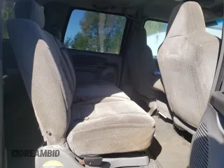 2003 Ford Excursion XLT z VIN 1FMNU41S83EA16158, wystawiony jako Copart lot #73062414 z przebiegiem 353 053 mil mil oraz Czysty tytuł • Clean title. Historia ofert i sprzedaży dostępna na DreamBid. Obrazek 10.