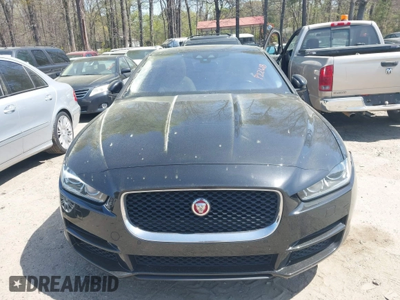 2018 Jaguar XE 25t Premium with VIN SAJAD4FX5JCP22618, listed as a IAAI auction lot 41910986 with 111,256 mi miles. Bid and sale history available at carsss.com. Image 12.