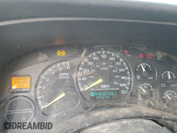 2000 Chevrolet Silverado 2500 LT with VIN 1GCGK29U2YE430010, listed as a Copart auction lot 37657274 with 329,629 mi miles and Clean Title. Bid and sale history available at carsss.com. Image 9.