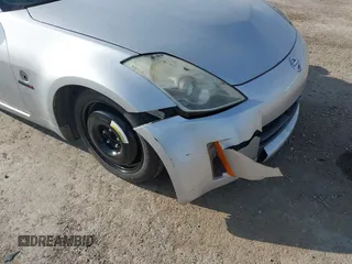2007 Nissan 350Z Touring with VIN JN1BZ36A27M654486, listed as a IAAI auction lot 41416395 with 132,401 mi miles. Bid and sale history available at carsss.com. Image 6.