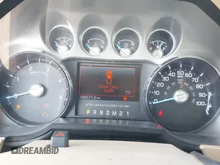 2012 Ford F-250 XL z VIN 1FT7W2BT1CEA55726, wystawiony jako IAAI lot #41623695 z przebiegiem 166 571 mil mil oraz . Historia ofert i sprzedaży dostępna na DreamBid. Obrazek 7.