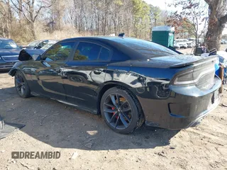 2019 Dodge Charger Scat Pack z VIN 2C3CDXGJ3KH740055, wystawiony jako IAAI lot #41736718 z przebiegiem 68 934 mil mil oraz . Historia ofert i sprzedaży dostępna na DreamBid. Obrazek 14.