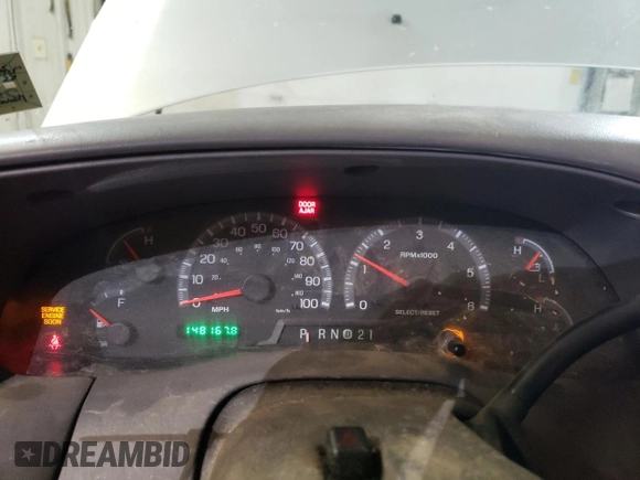 2002 Ford F-150 XL z VIN 1FTRF17W92NB99531, wystawiony jako Copart lot #49585545 z przebiegiem 148 167 mil mil oraz Szkoda całkowita • Salvage title. Historia ofert i sprzedaży dostępna na DreamBid. Obrazek 9.