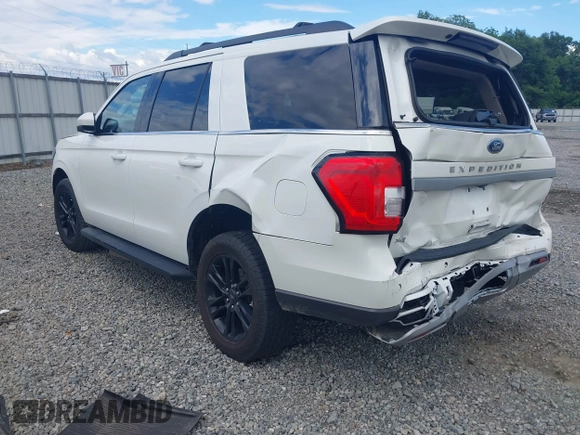 2024 Ford Expedition XLT with VIN 1FMJU1H87REA59678, listed as a IAAI auction lot 42253943 with 20,409 mi miles and . Bid and sale history available at DreamBid. Image 3.