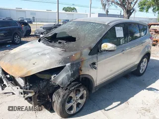 2016 Ford Escape SE z VIN 1FMCU0G76GUA61050, wystawiony jako IAAI lot #42171320 z przebiegiem Nie podano mil oraz . Historia ofert i sprzedaży dostępna na DreamBid. Obrazek 2.