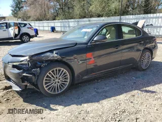 2018 Alfa Romeo Giulia Ti Sport with VIN ZARFAEEN9J7590075, listed as a Copart auction lot 47243115 with 36,537 mi miles and Salvage Title. Bid and sale history available at carsss.com. Image 1.